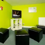 Yha Holly Hostel