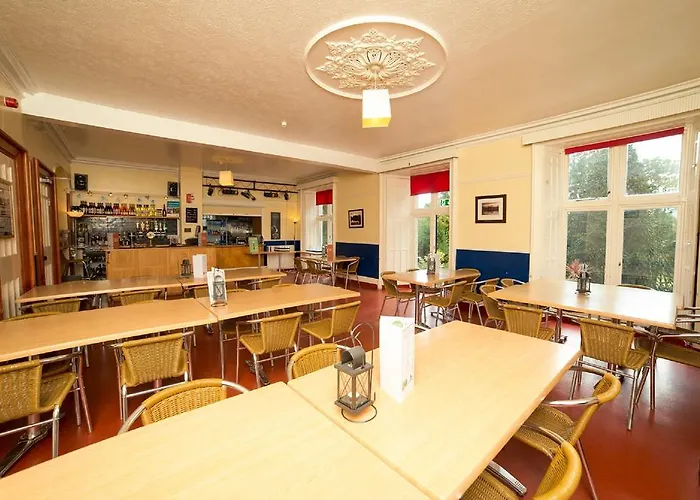 Yha Holly * Coniston